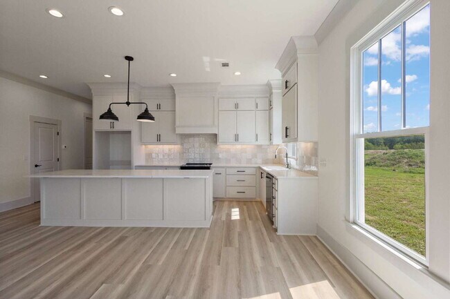 Building Photo - Luxury Townhome for Rent in Waterpointe | 3 Bed | 2.5 Bath | Private Courtyard