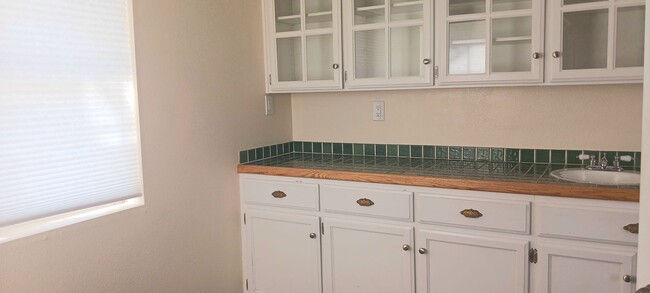 Building Photo - ***SHORT-TERM LEASE SPECIAL RENT RATE $250...
