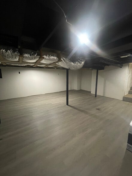 Building Photo - 1342 Berry Blvd