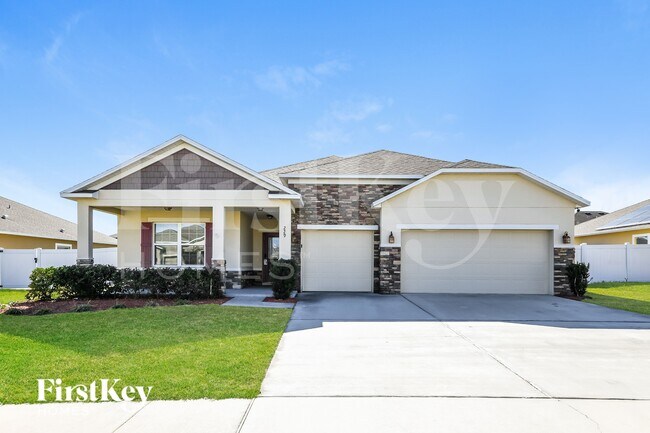 Building Photo - 229 Sutherland Dr