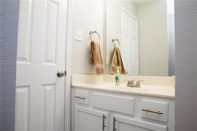 Building Photo - 2021 Reddenson Dr