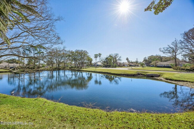 Building Photo - 3447 Heron Dr N