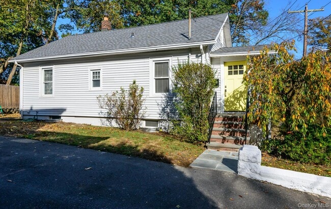 Building Photo - 46 Continental Pl