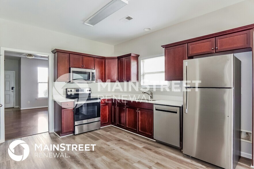 Building Photo - 1107 Washington Dr