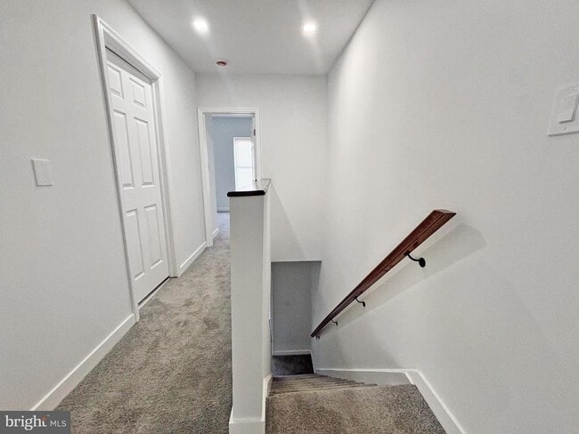 Building Photo - 530 Laurens St