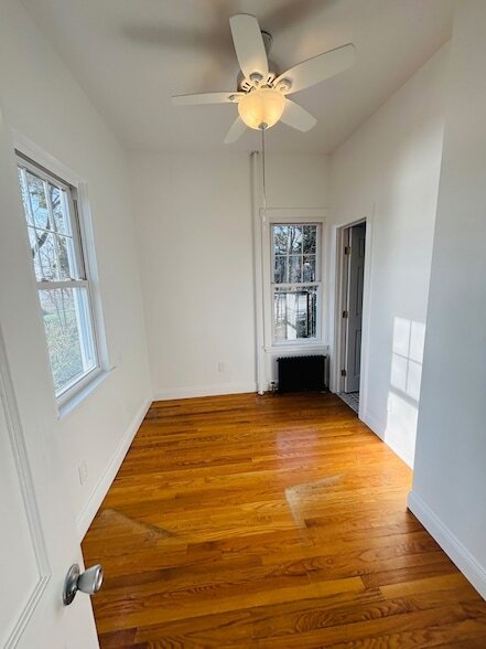 Building Photo - 420 Littleworth Ln