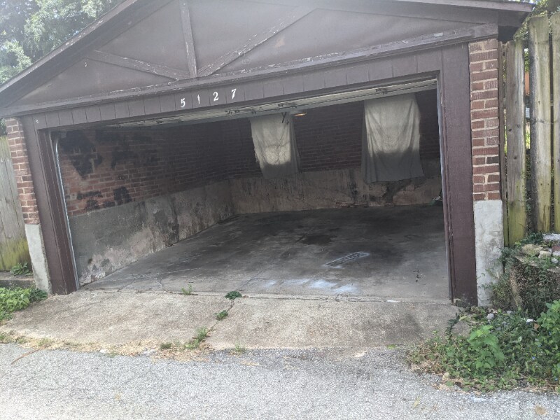 Building Photo - 5127 Goethe Ave