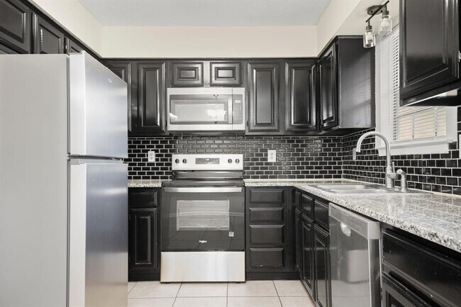 Building Photo - 3801 Foust Trail