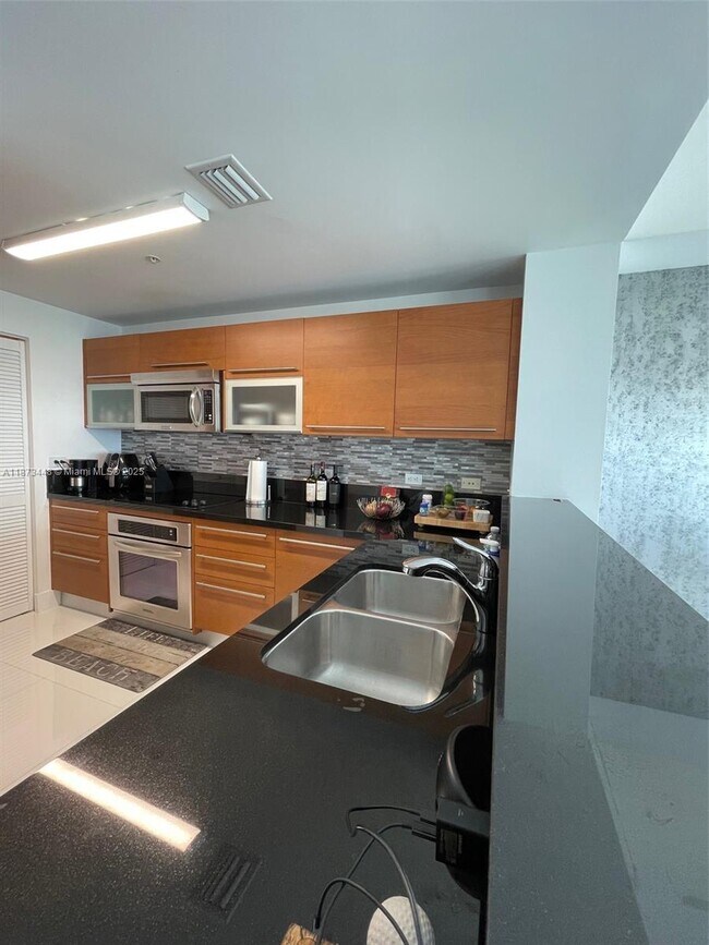 Building Photo - 244 Biscayne Blvd