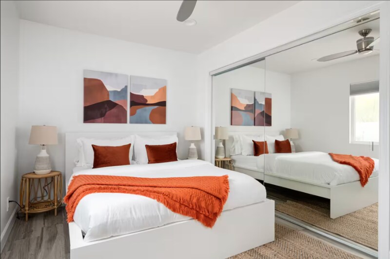 Building Photo - 5601 E Sylvia St