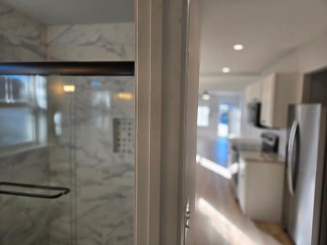 Building Photo - 917 S 11th St