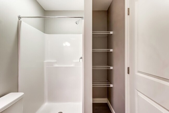 Building Photo - Victory Place Villas - 2 Bedroom, 2 Bathroom
