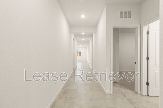 Building Photo - 2385 Sather St