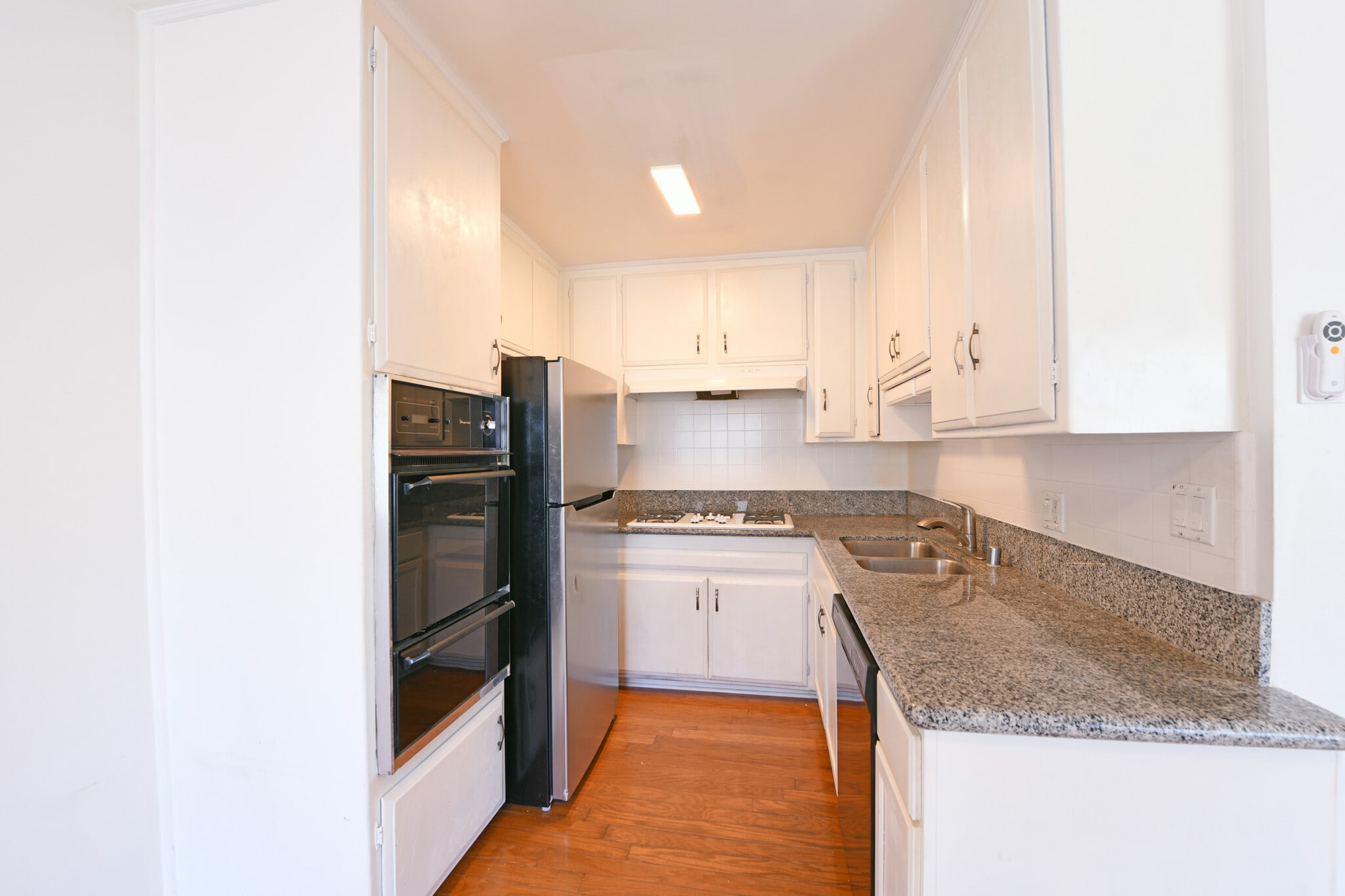 Building Photo - 1436 S Bedford St