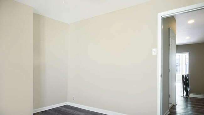 Building Photo - 2137 Mifflin St