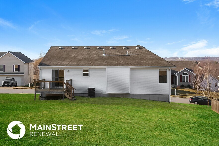 Building Photo - 12575 NW Oak Ridge