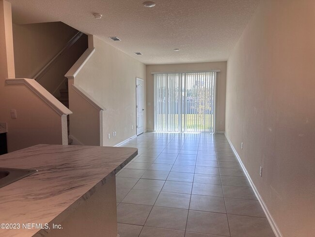 Building Photo - 8226 Watercourse Wy