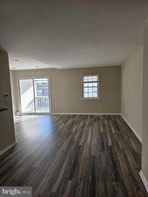 Building Photo - 412 3rd St