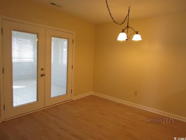 Building Photo - 132 Carolina Pointe Way