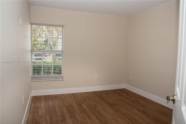Building Photo - 11252 NW 58th Terrace