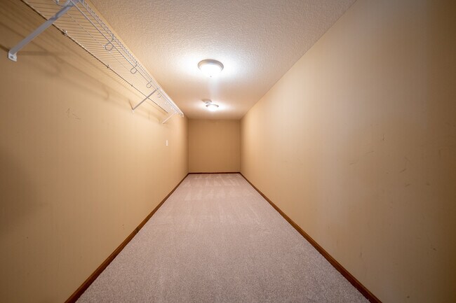 Building Photo - 15515 59th Pl N