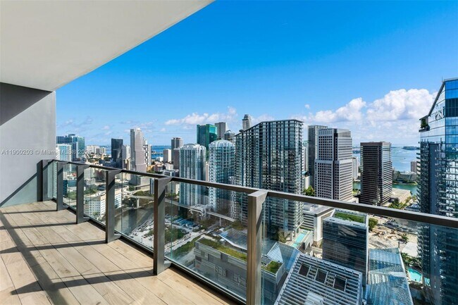 Building Photo - 88 SW 7th St