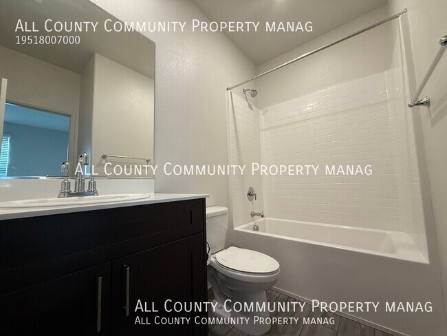 Building Photo - 11615 Zoeller St
