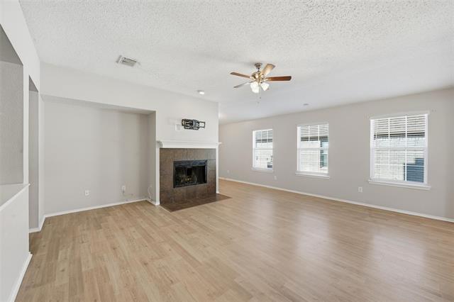 Building Photo - 1665 Crown Point Dr