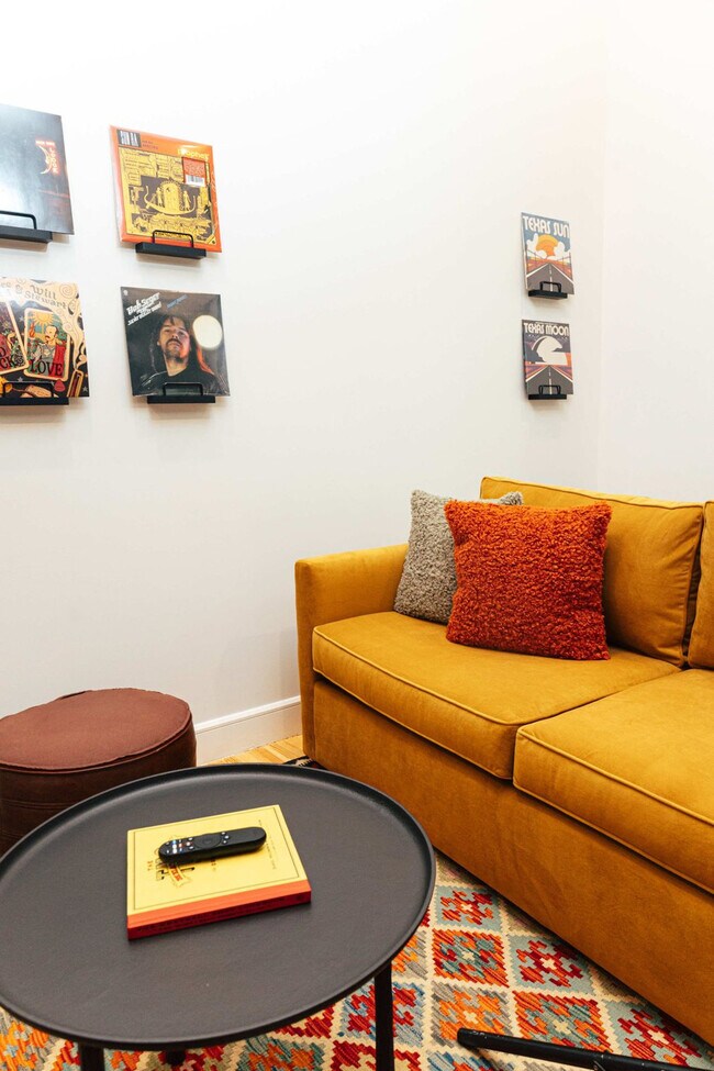 Building Photo - 1911 3rd Ave N