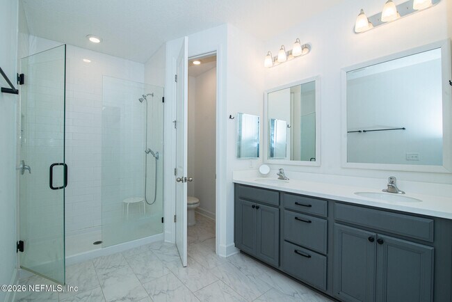 Building Photo - 11332 BREAKERS BAY Way