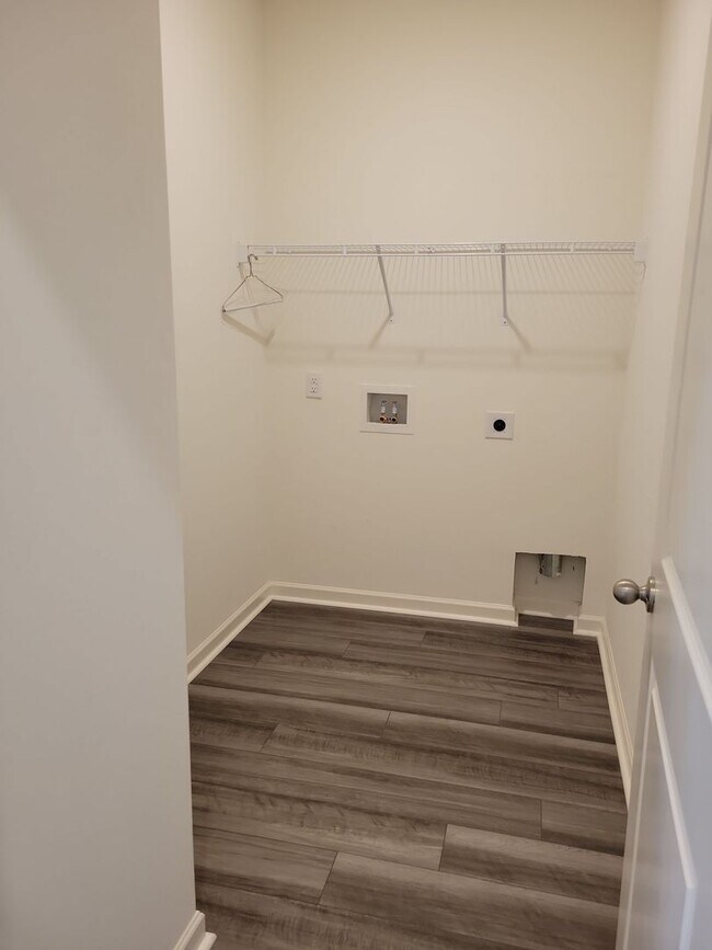 Building Photo - 3 Bedroom in Pender Woods, Cane Bay