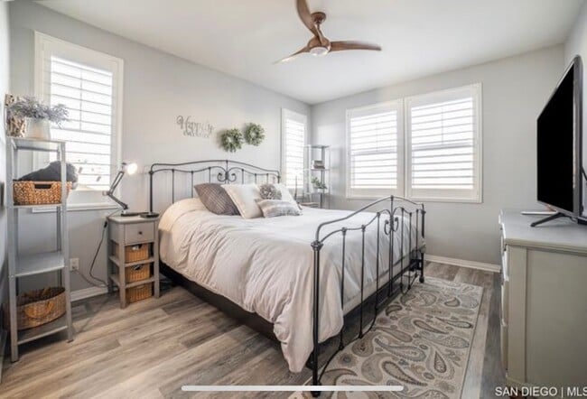 Building Photo - Available Now! Beautifully updated 3-story...