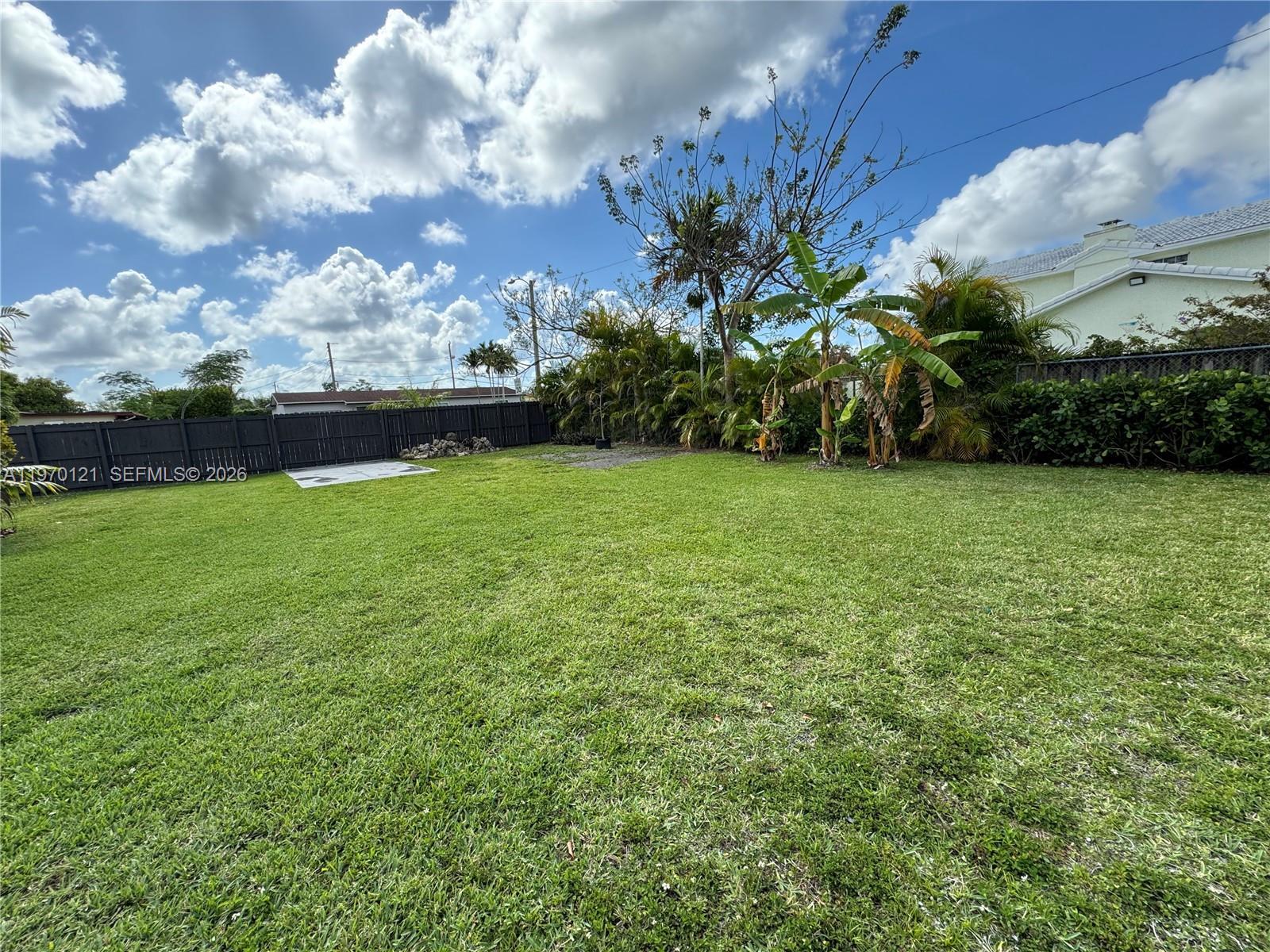 Building Photo - 8400 SW 46th St