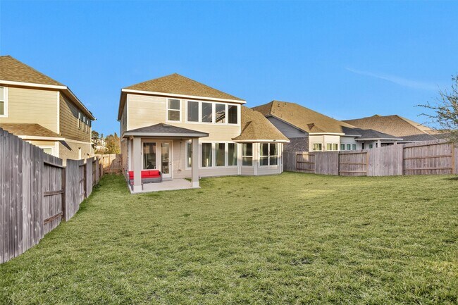 Building Photo - 17685 Martin Crk Ln