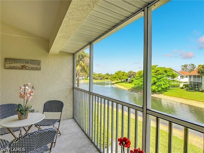 Building Photo - 4970 Deerfield Way