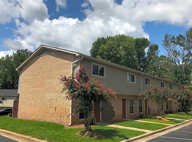 Building Photo - 1106 Marble St