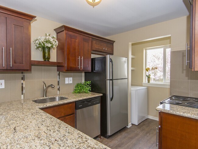 Primary Photo - 17662 NW Concordia Ct