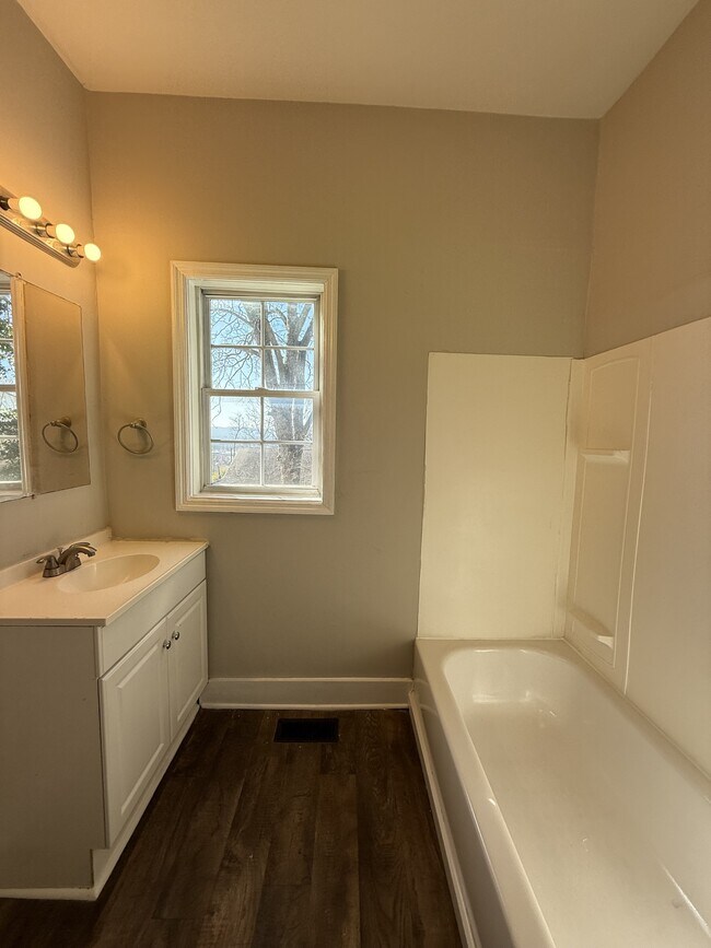 Building Photo - 2223 28th St N