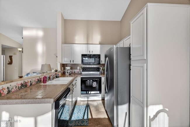 Building Photo - 1831 E Lindrick Dr