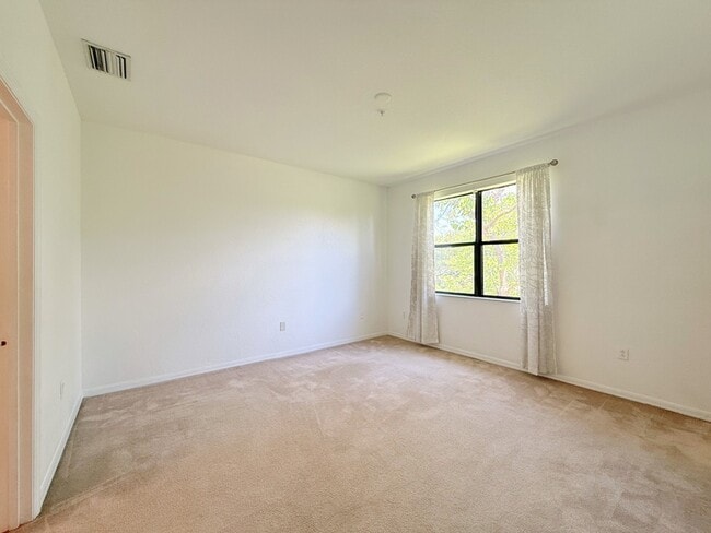 Building Photo - 4207 Via Piedra Cir