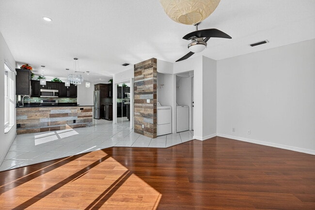 Building Photo - 7004 Galleon Cove Cir