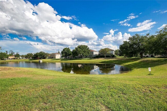 Building Photo - Beautiful Home in the Lake Nona area
