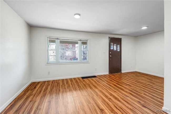 Building Photo - 20 Wood Ave