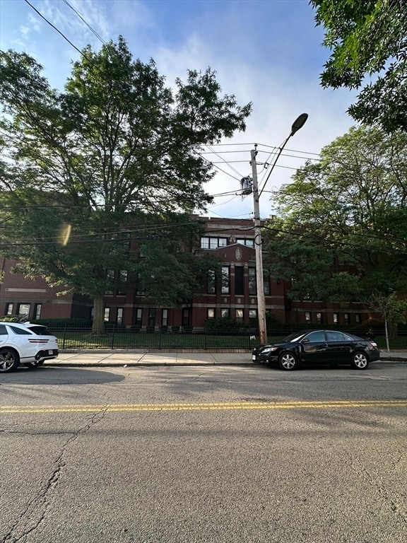 Primary Photo - 60 Gibson St