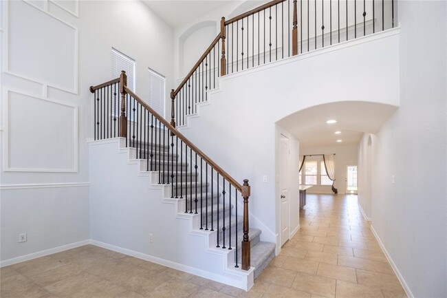 Building Photo - 17523 Quiet Shores Dr
