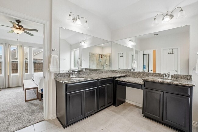 Building Photo - 2603 Wallingford Dr