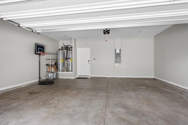 Building Photo - 134 Britten Pass