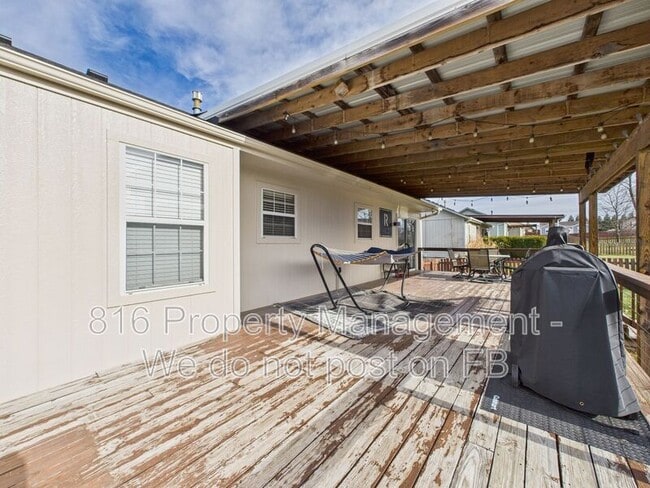 Building Photo - 1305 Aspen Dr