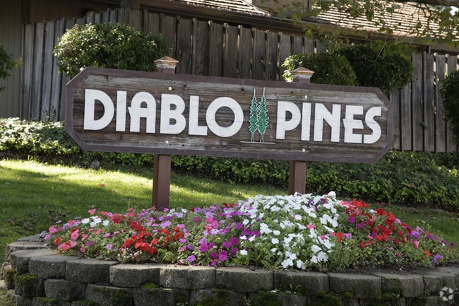 Building Photo - Marquee at Diablo Pines 2