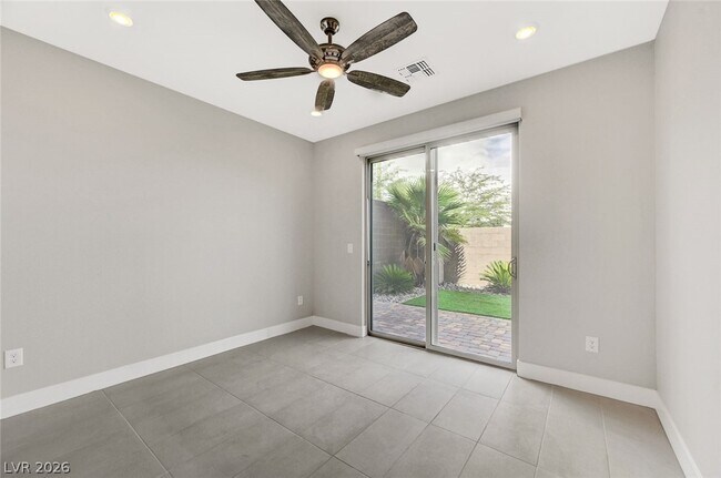Building Photo - 11580 Midnight Melody Ave
